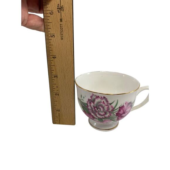 Vintage Danielle Bone Fine China Tea Cup & Saucer Set Floral Design Gold Trim - Picture 4 of 7